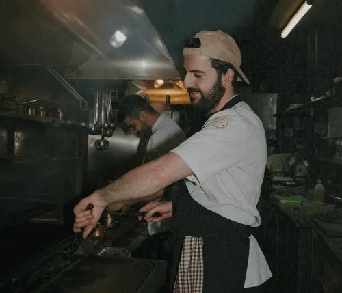 Équipe de recrutement Ohmyseason spécialisée dans le sourcing et le placement de saisonniers qualifiés